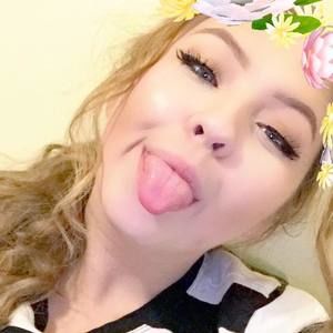 Meet your Posher, Lucy